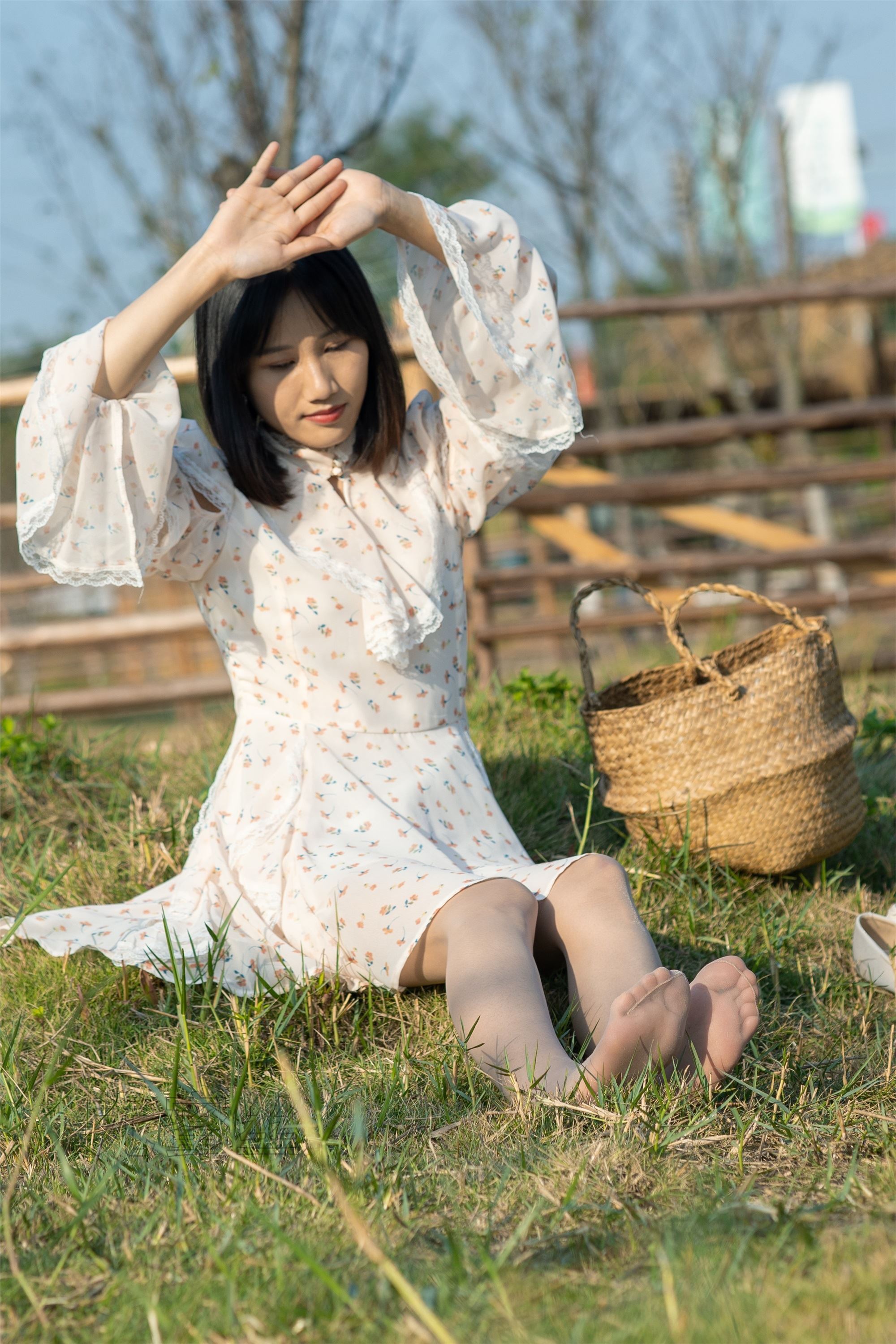 尤蜜丝 穿搭写真 NO.086